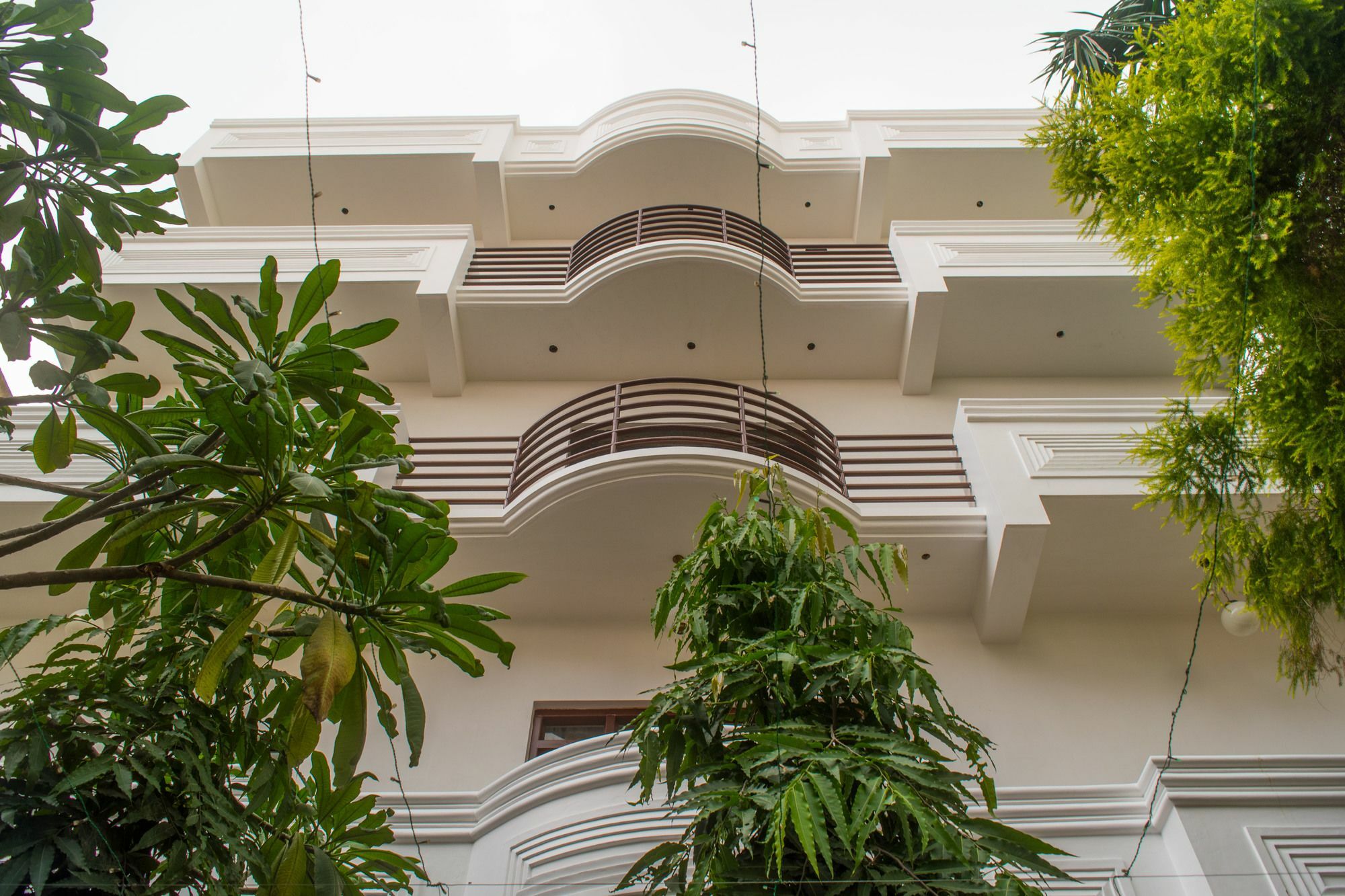 Oyo 7187 Earth Aromaa Hotel Колката Екстериор снимка